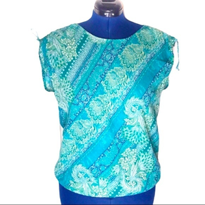 Sonoma M boho blue green bohol floral crew neck tied cap sleeves cropped Y2K top